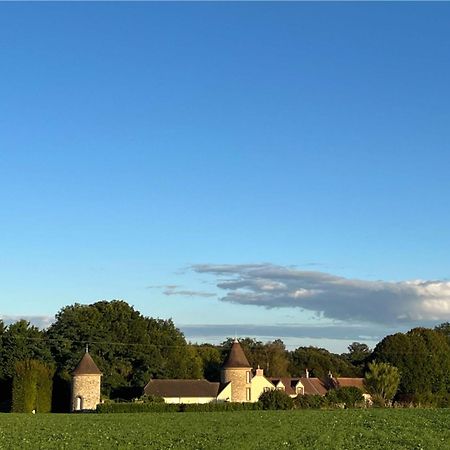 Le Petit Chateau Baye  Exteriör bild